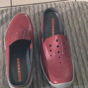 Prada casual woman shoe red